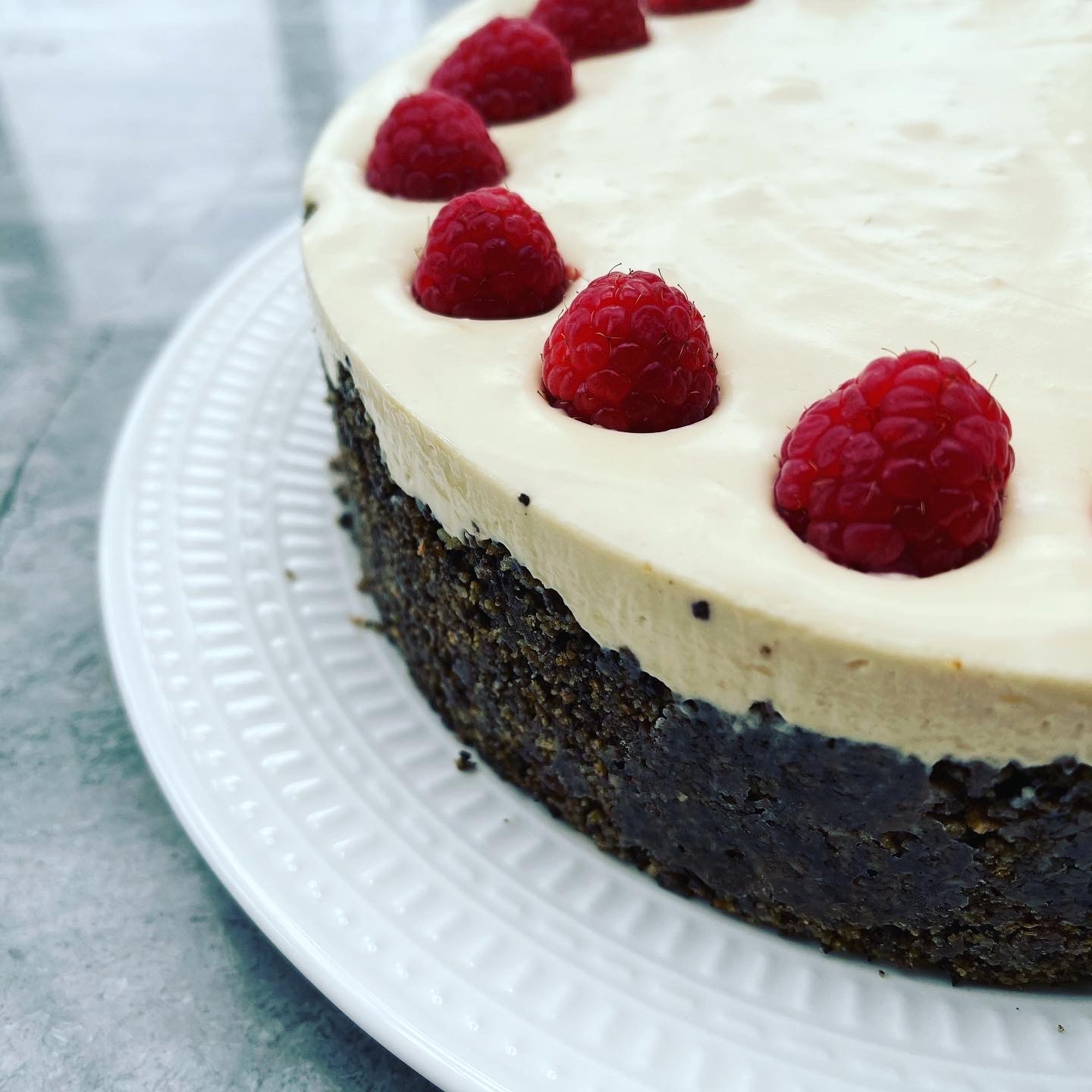 Caramac & raspberry cheesecake mousse open pie - Sarah J Thomas